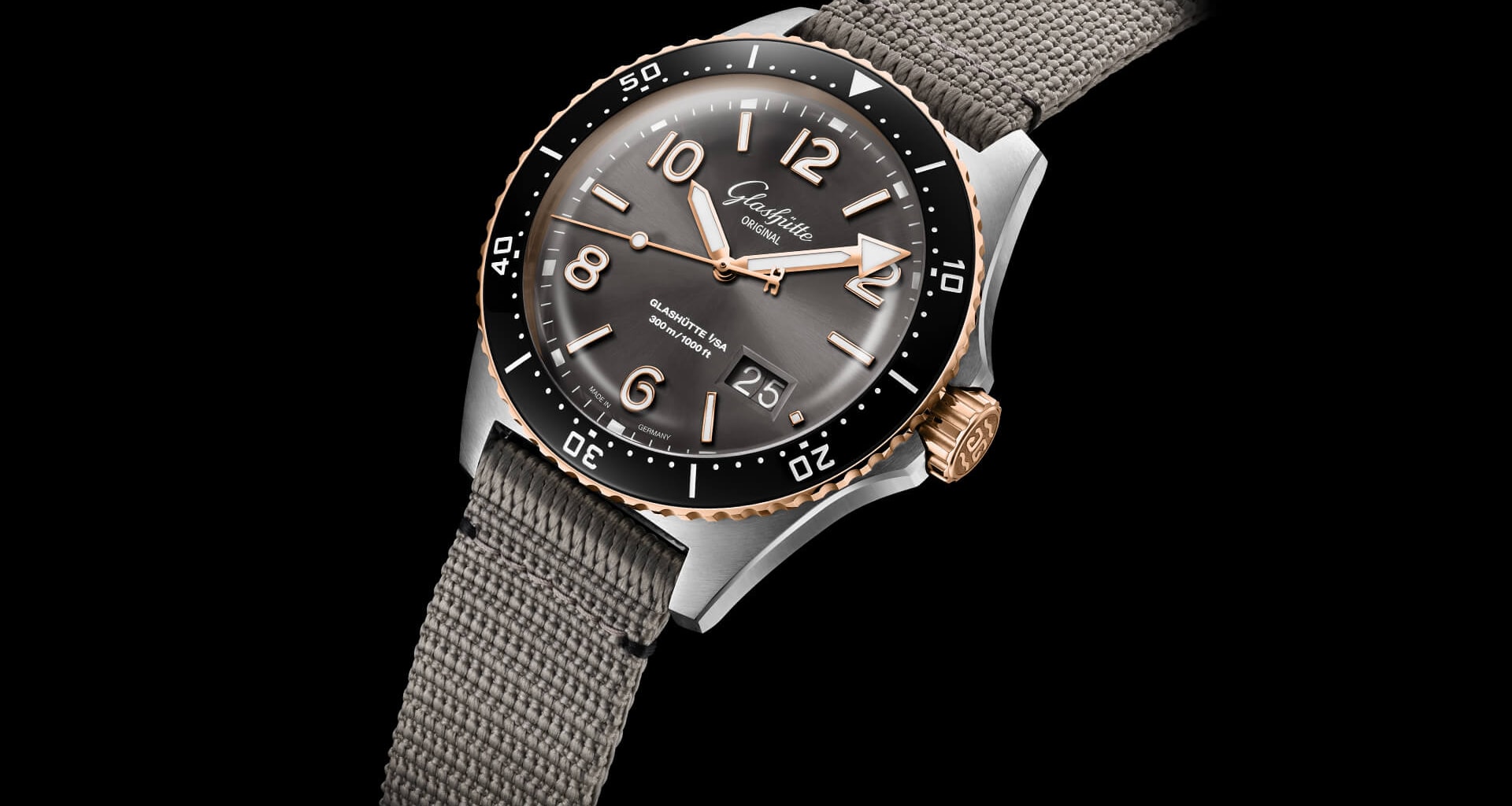 Glashütte Original Dives into the “Northern Tide” with Two Limited Edition SeaQ Models