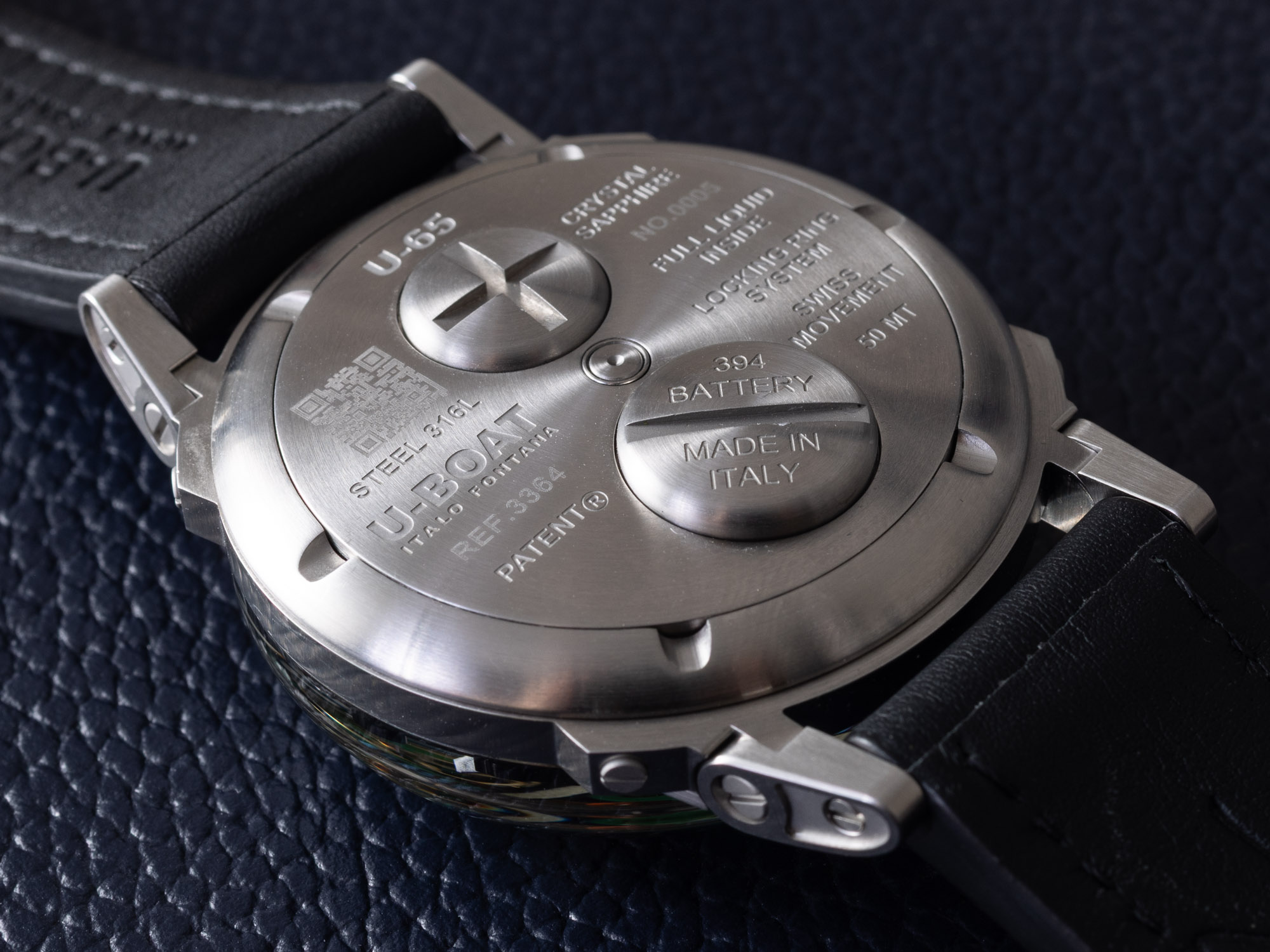 Understanding Oil-Filled Watches: The U-Boat U-65 TEK and Its Distinctive Approach official image 5