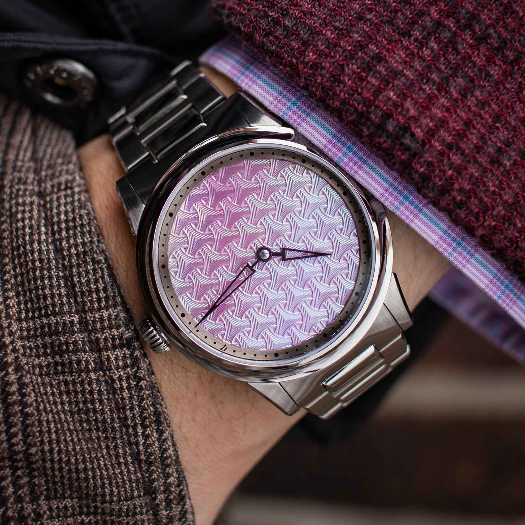 Selten and Watch Ho & Co. Unveil the Yum Cha: A Limited Edition with Engraved Grand Feu Enamel official image 7
