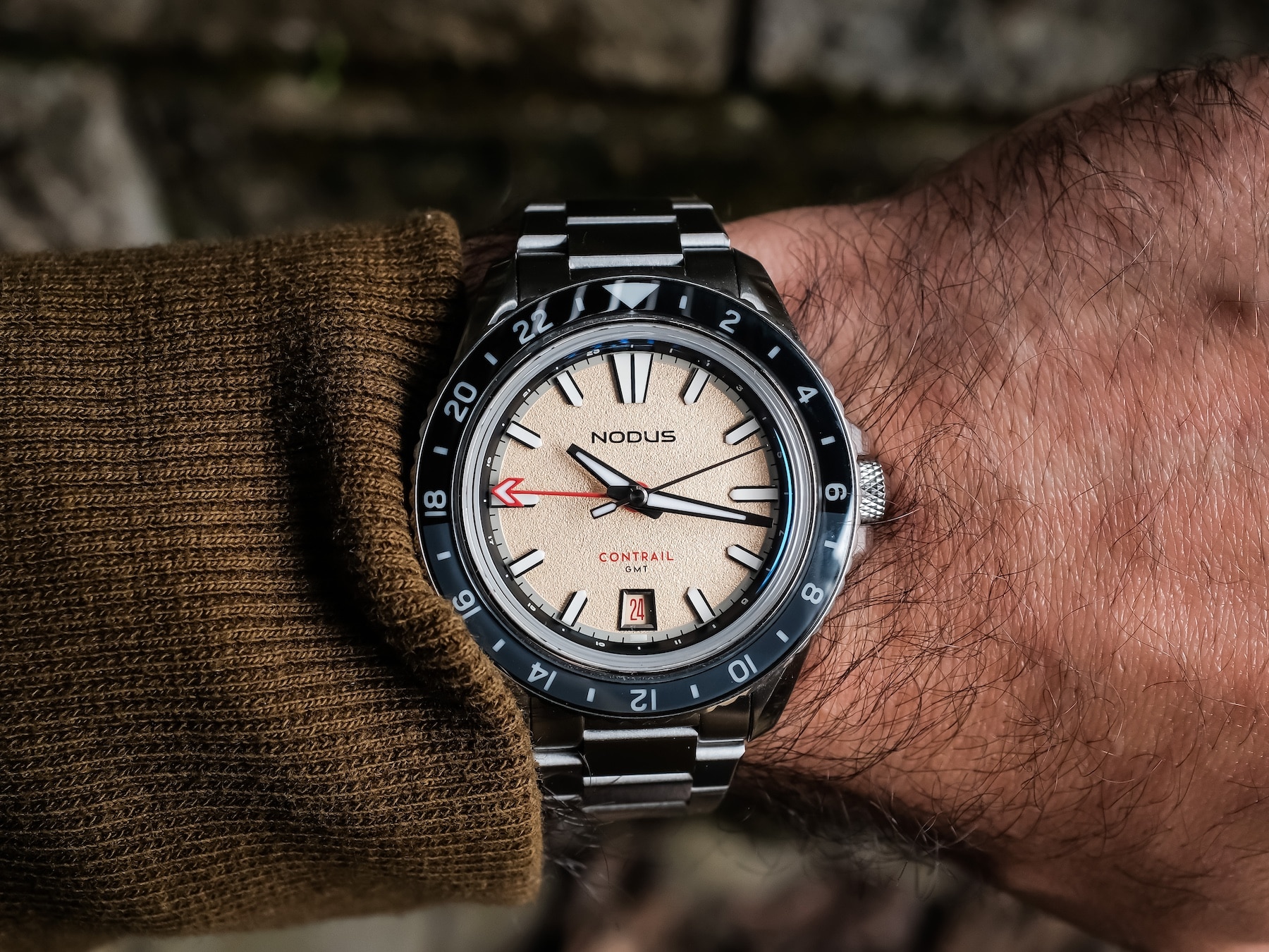 The Enduring Appeal of the One-Watch Collection: Finding Your Daily Companion Under $1,000