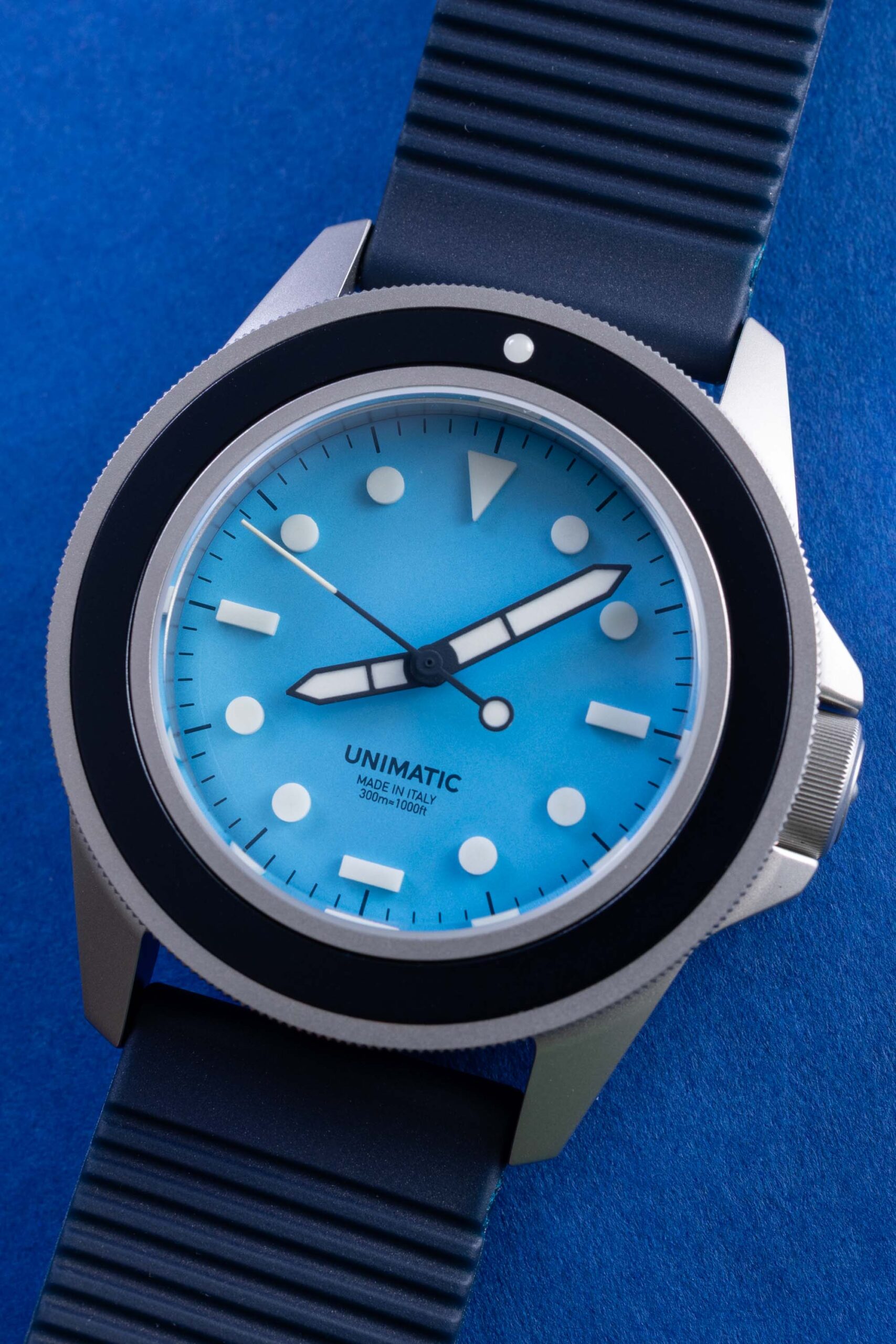 Your Essential Guide to Summer-Ready Tool Watches official image 3