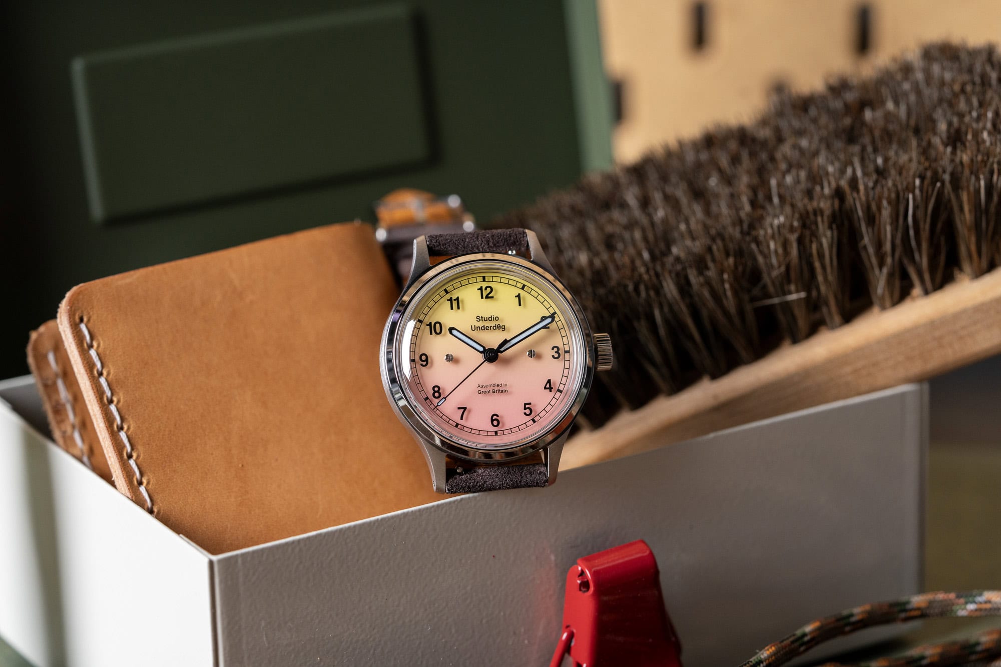 Beyond the Battlefield: A Guide to Modern Field Watches with a Twist official image 5