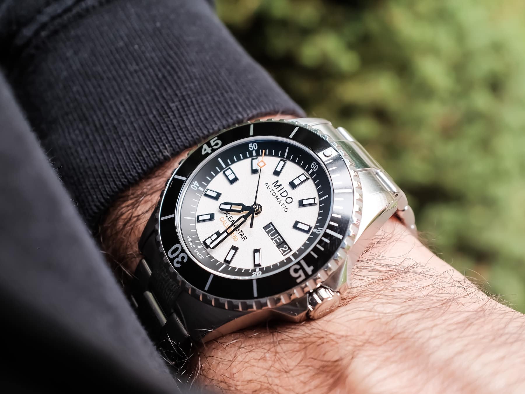 The Art of Refinement: How Subtle Evolutions Shape the Modern Dive Watch official image 2