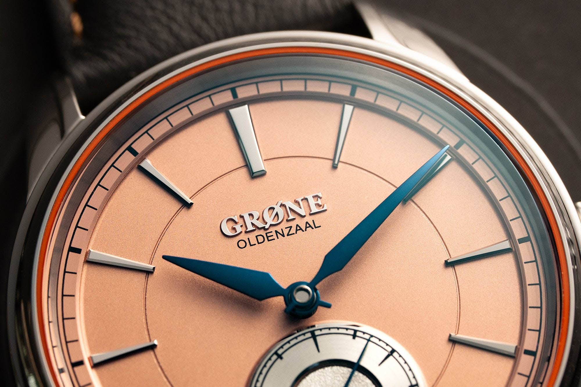 GRØNE Unveils the Horologium: A Limited Edition in "Quirky" Orange and "Classic" Salmon official image 5